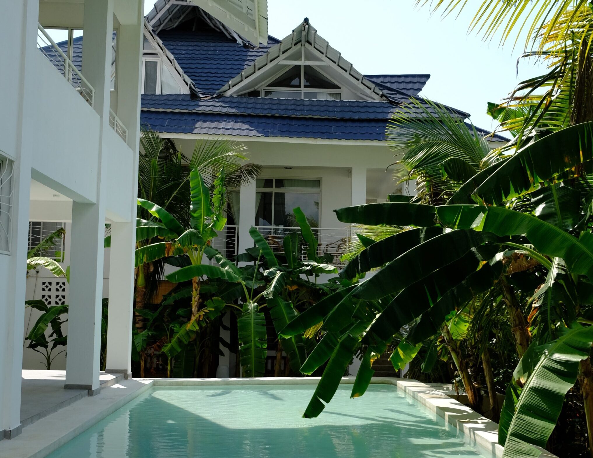 VILLA AND DEPANDANCE 1